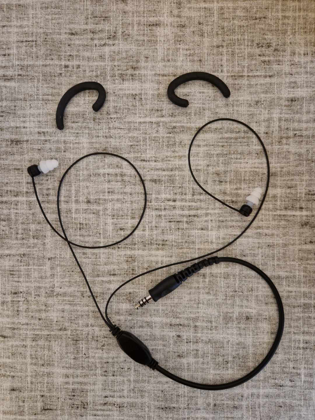 Ear microphone with nexus connector